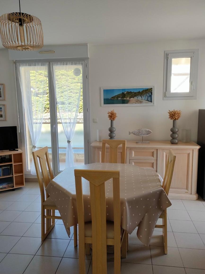 Les Terrasses Du Chateau Barneville-Carteret Eksteriør billede