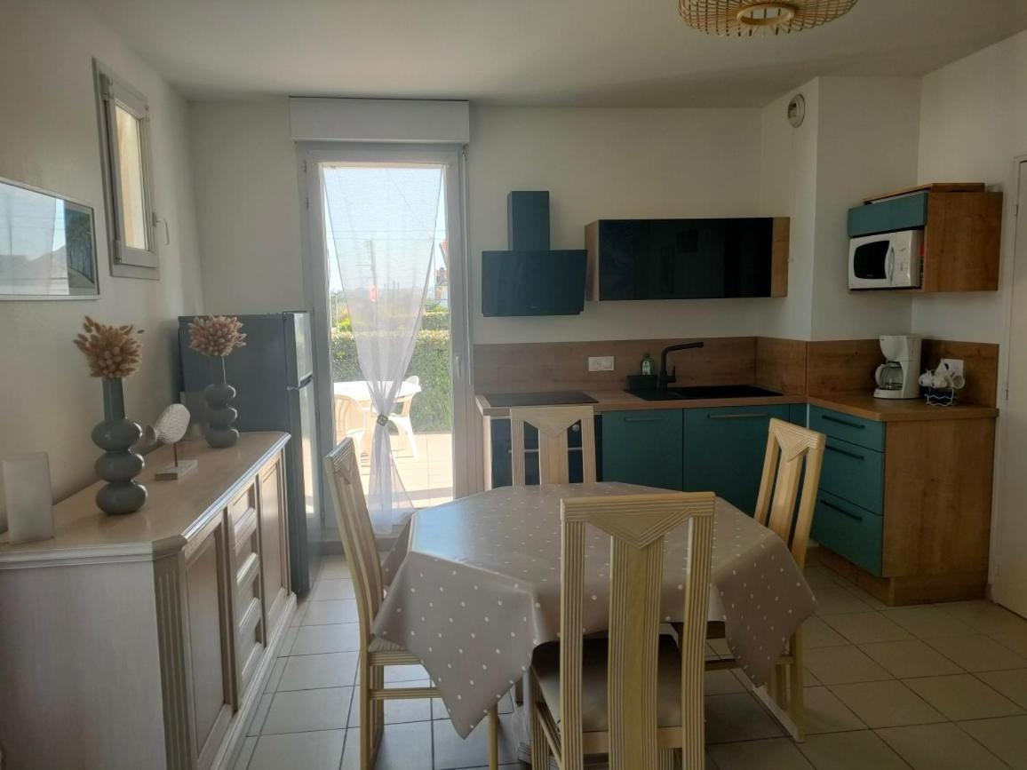 Les Terrasses Du Chateau Barneville-Carteret Eksteriør billede